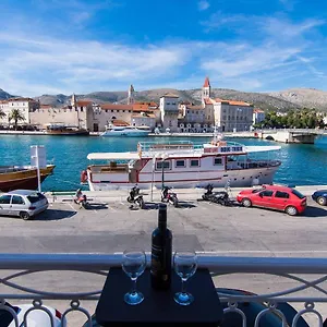 Panzió Vila Liza, Trogir